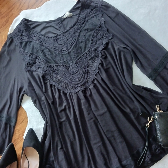 Cato • Women's Black Sheer Crochet Lace Bell Sleeve Peasant Blouse - Picture 16 of 16